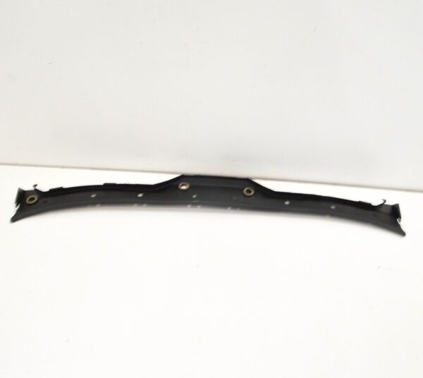 BMW 5 E39 windshield trim 51718159292 new