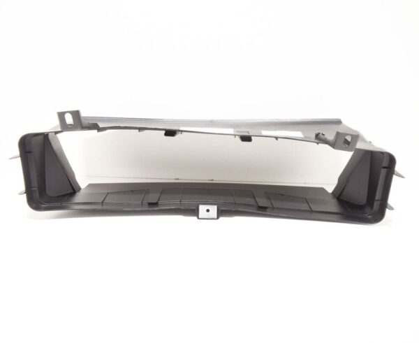BMW 1 E81 M Bottom Air Duct 51747189264 7189264 NEW - Image 5