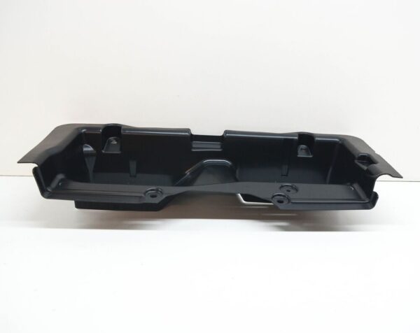 BMW i8 I12 Air Exhaust Duct Lower Section 51747336224 NEW - Image 5