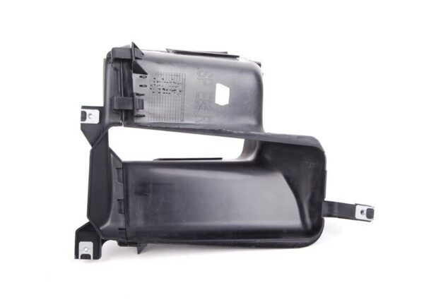 BMW E82 ORIGINAL Right Front Engine Oil Radiator Air Duct - Image 5