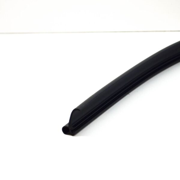BMW 1 Series F40 bonnet seal 51767450915 NEW ORIGINAL - Image 5