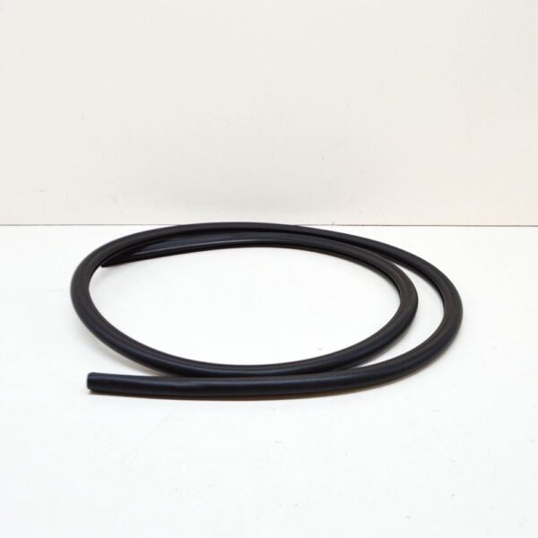 BMW 7 G11 G12 FRONT BONNET RUBBER SEAL 51767475285 NEW ORIGINAL - Image 4