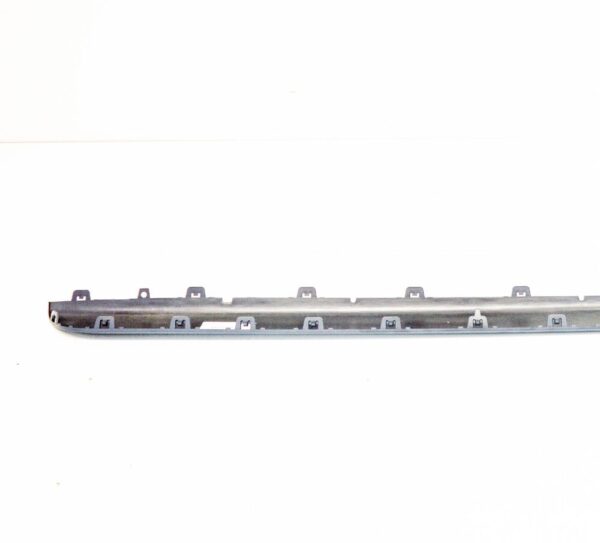 BMW X5 F15 right primed entry strip 51777378588 NEW REAL - Image 5