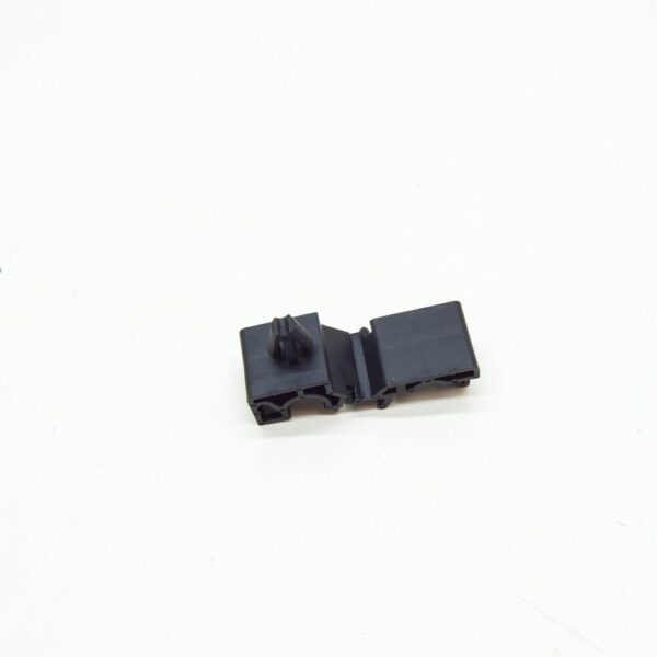 Ford Mondeo MK5 Fuel Fill Pipe Clip 5197509 DG93-9A317-AA NEW