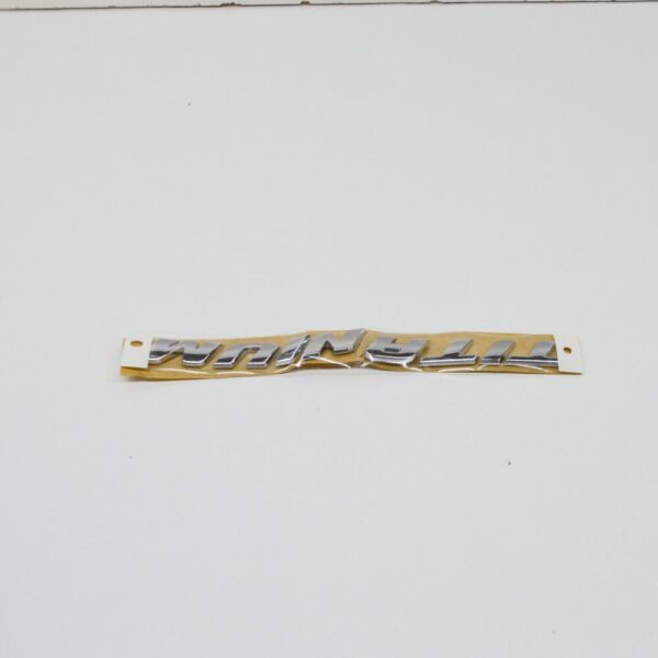 NEW FORD MONDEO MK5 REAR EMBLEM BADGE DS73-16702-CA 5211749 ORIGINAL - Image 3