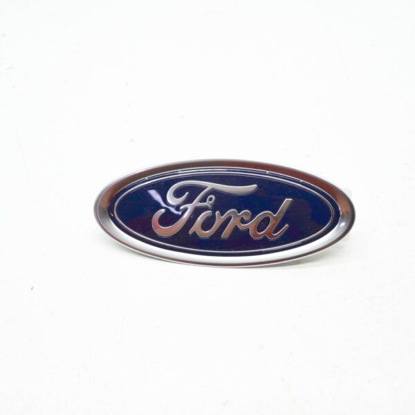 NEW FORD MONDEO MK5 OVAL EMBLEM BADGE 5212690 DS73-8B262-AC ORIGINAL - Image 3