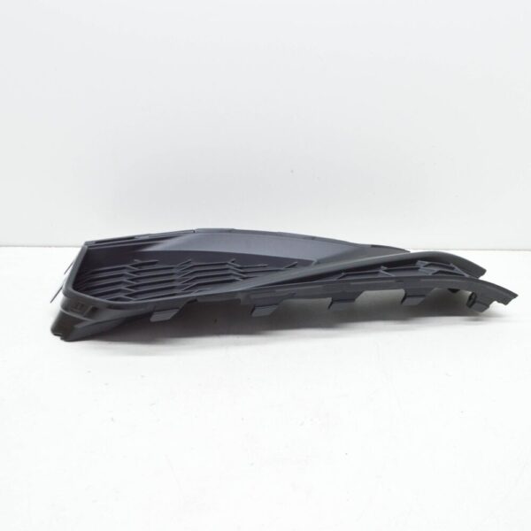 VW Passat Alltrack B8 bumper grille front right 561853666P9B9