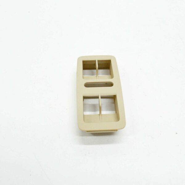 NEW GENUINE OEM 561867375H67 561867375 H67
