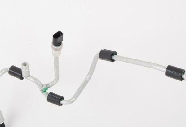 NEW VOLKSWAGEN BEETLE A5 A/C REFRIGERANT LINE 5C0820741B ORIGINAL - Image 4