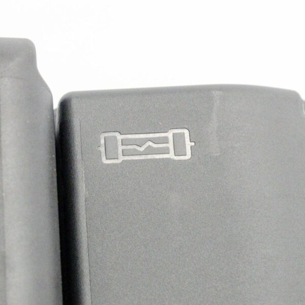 NEW VOLKSWAGEN PASSAT B8 FUSE BOX RELAY COVER 5C0937132C