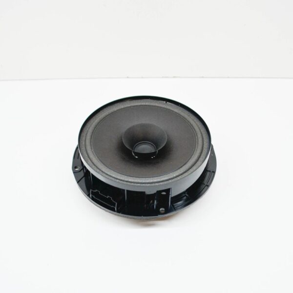 NEW VOLKSWAGEN JETTA MK6 REAR DOOR SPEAKERS 5C6035710A ORIGINAL - Image 4