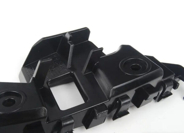 NEW VOLKSWAGEN JETTA A6 FRONT BUMPER RIGHT GUIDE PROFILE 5C6807184 ORIGINAL - Image 3