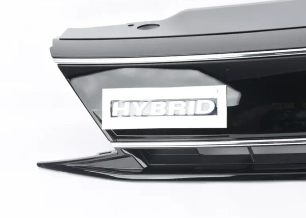 NEW VOLKSWAGEN JETTA A6 MK6 FRONT HYBRID RADIATOR GRILLE 5C6853651NLQI ORIGINAL - Image 3