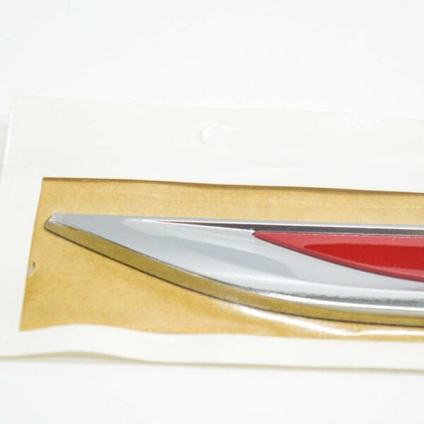 NEW VW JETTA VI 162 FENDER LEFT EMBLEM BADGE 5C6853688E JZQ