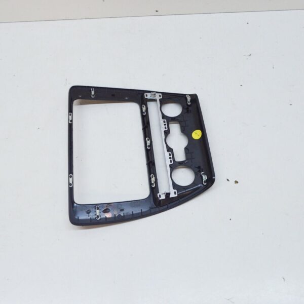 NEW VW JETTA MK6 16 CENTER INSTRUMENT PANEL RADIO TRIM 5C6858069FTAI - Image 5