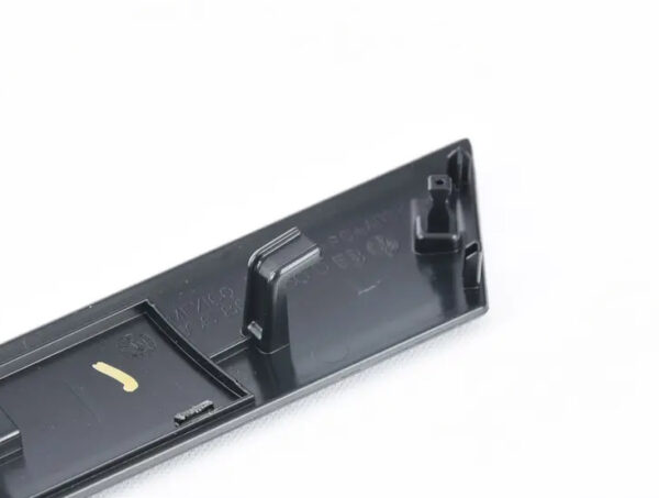 New VW JETTA MK6 16 Rear Left Door Trim Molding 5C6867450CMP3 - Image 3
