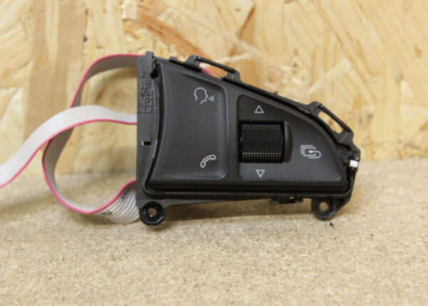 ŠKODA YETI 5L Steering Wheel Multifunction Switch 5E0919719LWHS NEW REAL - Image 3