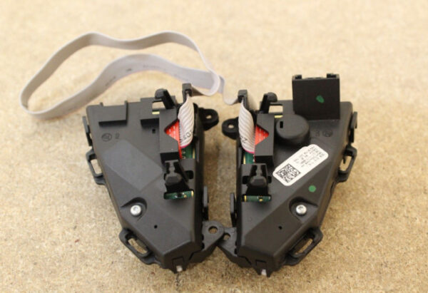 ŠKODA YETI 5L Steering Wheel Multifunction Switch 5E0919719LWHS NEW REAL
