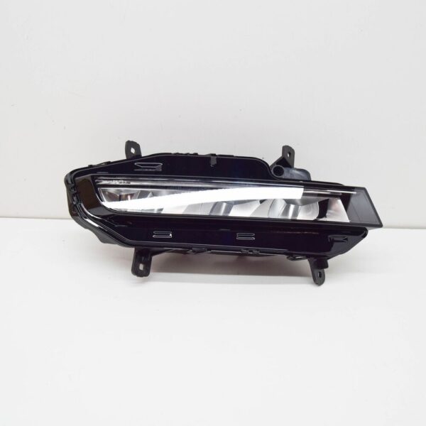 Front Left NEW SKODA OCTAVIA 5E MK3 FRONT LEFT FOG LIGHT 5E0941699H ORIGINAL