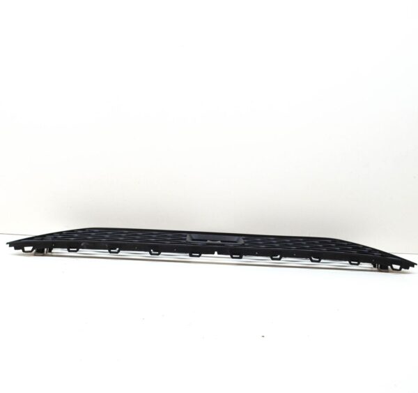 SEAT Leon 5F radiator grille front center bottom 5F0853667M9B9 NEW ORIGINAL - Image 3