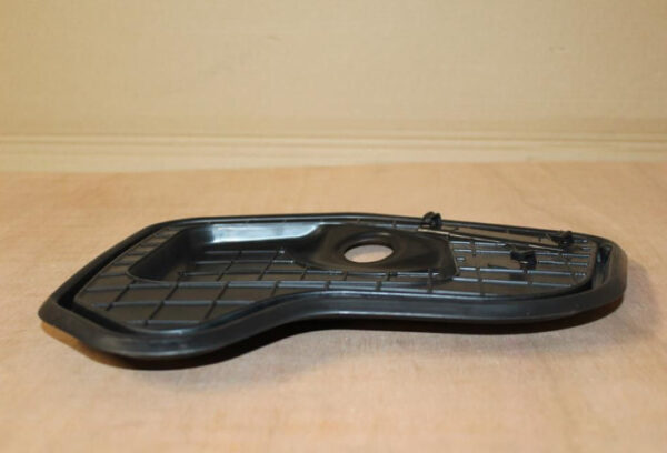 NEW LEON 5F SEAT FRONT RIGHT DOOR INNER BOARD COVER 5F4837916D ORIGINAL - Image 3