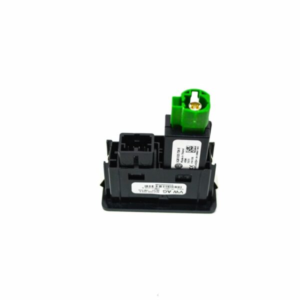 NEW VW BEETLE A5 USB AND AUX IN CONNECTION 5G0035222E