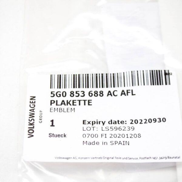 VW GOLF MK7 5G Front Right Wing GTE Logo Badge 5G0853688ACAFL NEW GENUINE