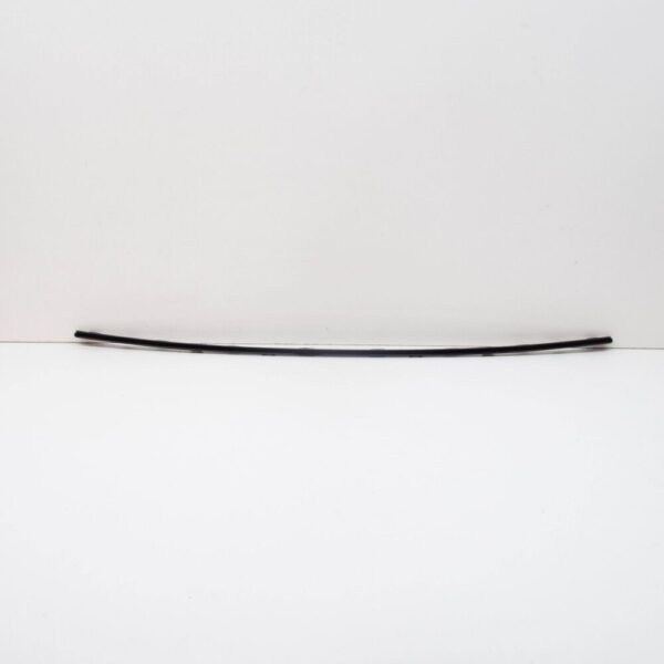 VW GOLF MK7 Front Bumper Grill Lower Center Trim 5G0853765A041 NEW - Image 3