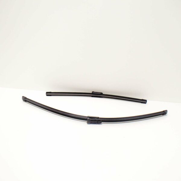 NEW VOLKSWAGEN GOLF MK7 FRONT WINDSCREEN WIPER BLADES SET 5G1998002 LHD ORIGINAL - Image 5