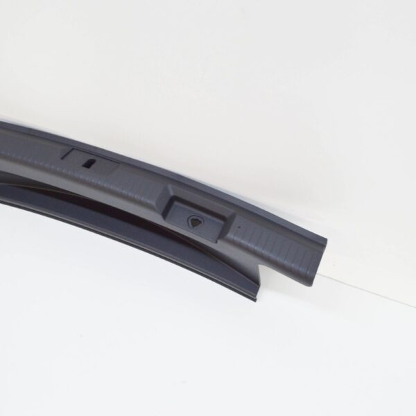 NEW VW GOLF MK7 REAR LID LOCK CARRIER COVER 5G6863459M82V ORIGINAL - Image 4