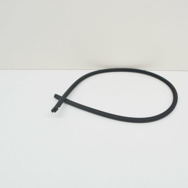 NEW VOLKSWAGEN GOLF MK7 ROOF GLASS COVER REAR SEAL 5G6877297A - Image 5