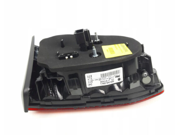 NEW VW GOLF VARIANT MK7 REAR RIGHT INNER TAILLIGHT LHD 5G9945094L ORIGINAL - Image 3