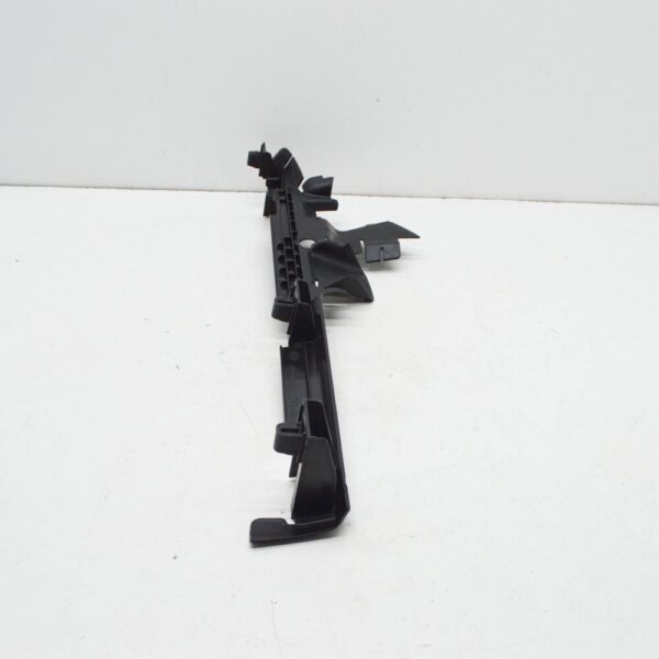 VOLKSWAGEN e-GOLF MK7 5G Right Radiator Air Route 5GE121284G NEW GENUINE - Image 5