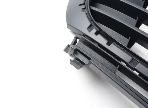 VW GOLF MK7 FRONT BUMPER CENTRE LOWER GRILL 5GM8536779B9 NEW GENUINE - Image 4