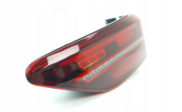 NEW VOLKSWAGEN GOLF MK8 REAR RIGHT INNER LED TAILLIGHT LHD 5H0945308 ORIGINAL - Image 3
