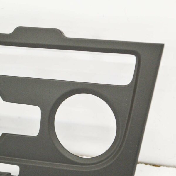 NEW VOLKSWAGEN GOLF CONVERTIBLE BEZEL DISPLAY OPERATING UNIT 5K0858069Q1QB OEM - Image 3