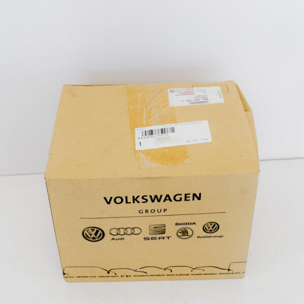 NEW VOLKSWAGEN GOLF MK6 FRONT RIGHT FOG LIGHT HALOGEN 5K0941700E 2012 ORIGINAL - Image 3
