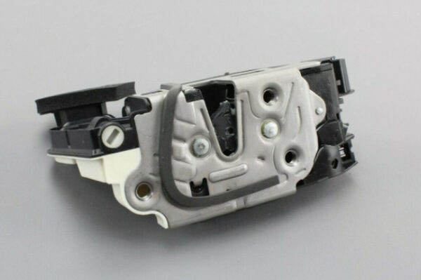 NEW VOLKSWAGEN BEETLE A5 FRONT LEFT DOOR LOCK RHD 5K2837015H GENUINE - Image 3