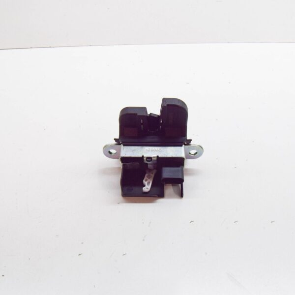 SKODA YETI 5L Tailgate Boot Lock 5L6827505E NEW GENUINE - Image 6