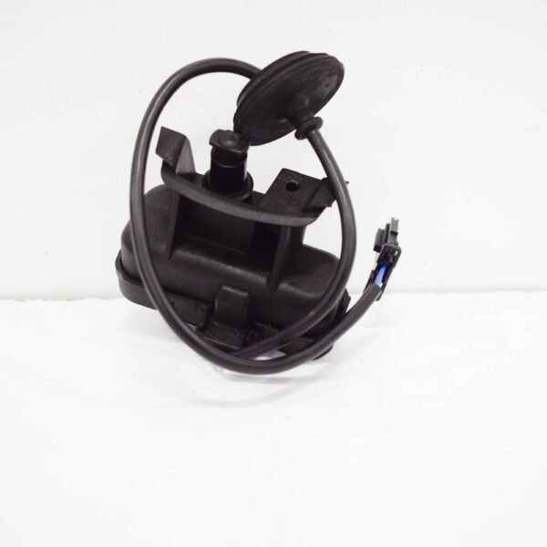 Volkswagen Tiguan 5N Fuel Door Actuator 5N0810773F NEW GENUINE + - Image 5