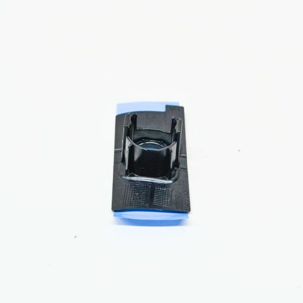 NEW VOLLEY TIGUAN 5N FRONT RIGHT PARKTRONIC MOUNT 5N0919494H ORIGINAL - Image 4