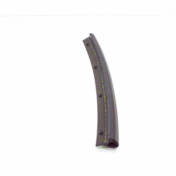 NEW VOLKSWAGEN TIGUAN MK2 5N FRONT LEFT HOOD SEAL 5NA823709 - Image 3