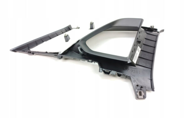 VW TIGUAN AD MK2 RIGHT SIDE PILLAR UPPER TRIM 5NA867288A82V NEW GENUINE - Image 4