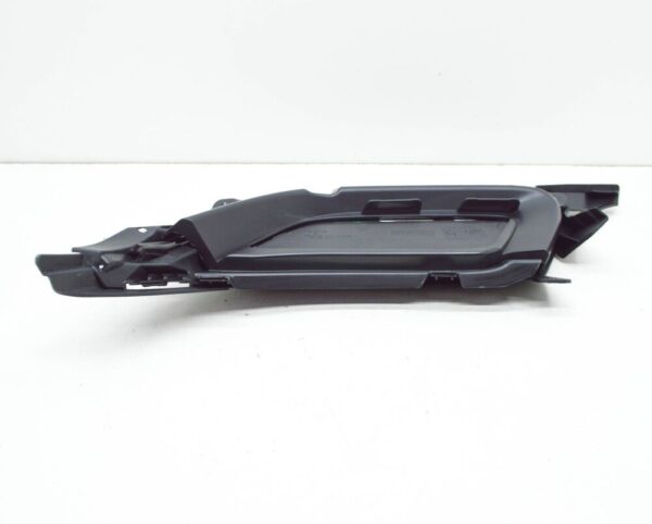 NEW VOLKSWAGEN TIGUAN AD REAR RIGHT EXHAUST TRIM BRACKET 5NN8070569B9