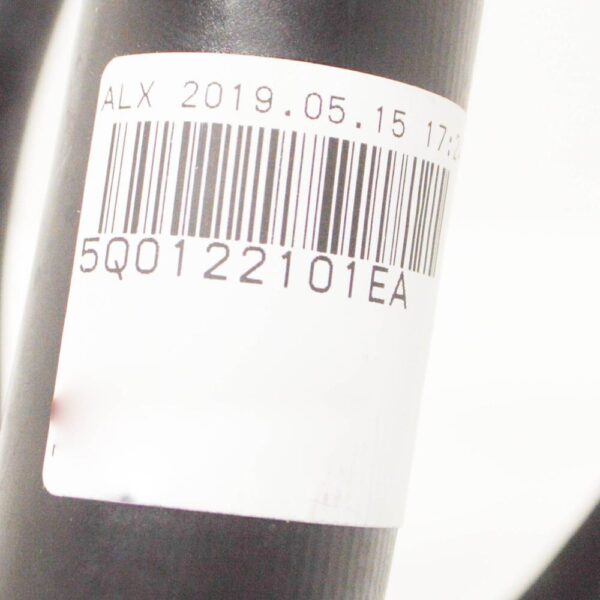 Audi A3 8V coolant pipe 5Q0122101EA new - Image 3
