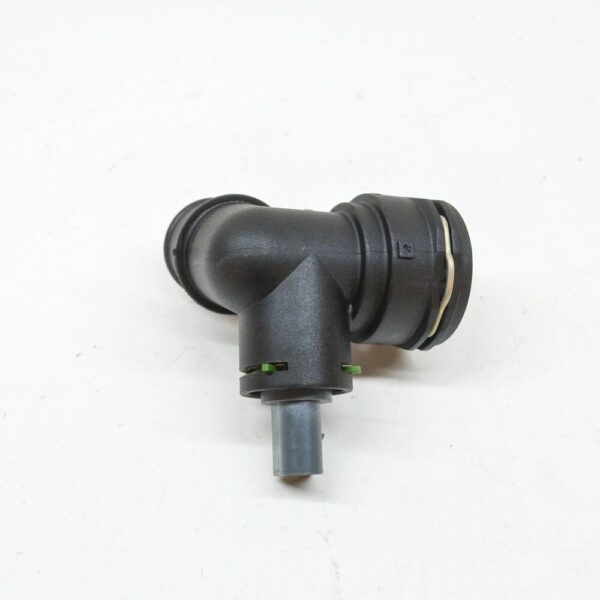 AUDI A3 8V COOLING SYSTEM QUICK COUPLING 5Q0122291AK NEW ORIGINAL - Image 3