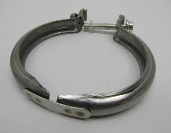 Porsche Macan 95b exhaust clamp 5Q0253725C NEW ORIGINAL - Image 3