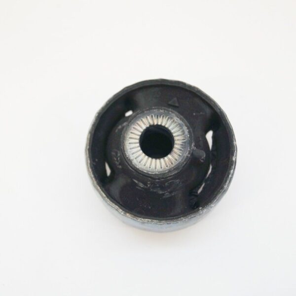 Volkswagen Golf Mk7 Suspension Arm Bushing 5Q0407183E NEW GENUINE - Image 3
