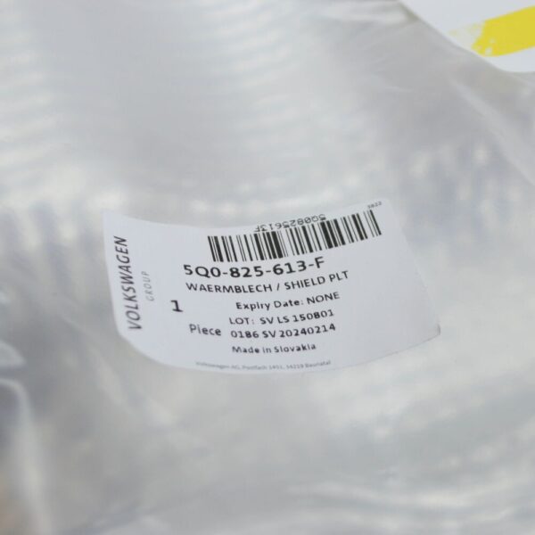 SEAT ATECA KH7 Centre Heat Protection 5Q0825613F NEW GENUINE - Image 5