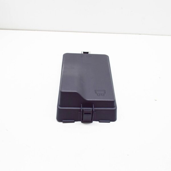 NEW AUDI A3 LIMOUSINE 8YS FUSE BOX COVER 5WA937132A ORIGINAL - Image 4